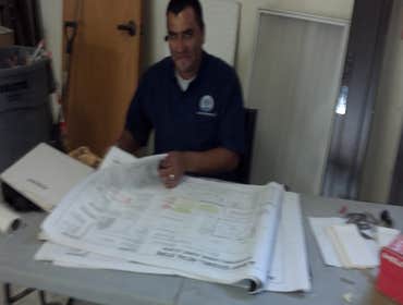 installs and repairs residential and commertial