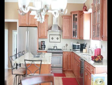 East Greenwich, RI 3200 st ft colonial 3200 sq ft 3 Bedroom hip roof colonial in prime area of East Greenwich, RI.