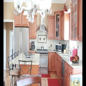 East Greenwich, RI 3200 st ft colonial 3200 sq ft 3 Bedroom hip roof colonial in prime area of East Greenwich, RI.