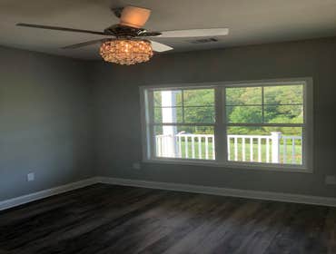 300 Ridge Road • Clarkesville