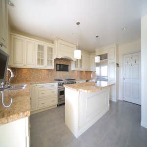 Transitional Los Angeles Home