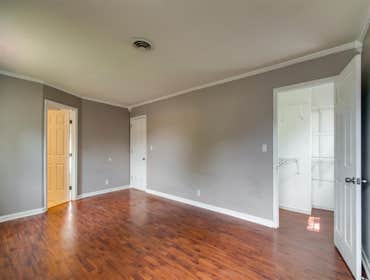 1957 Timberline Way