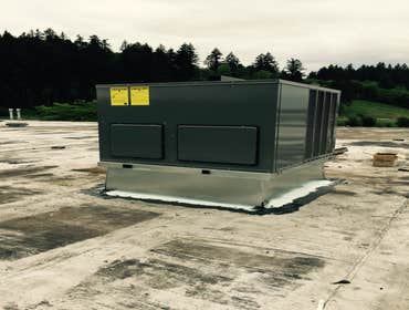 Roof top pac unit install