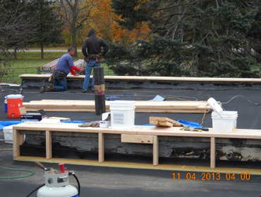 Parapet wall