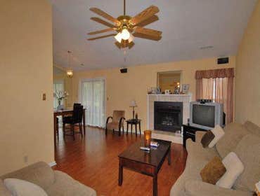 Photos