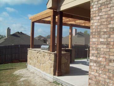 Outdoor kitchen