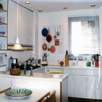 Marson Apartment Project in New York While respecting the Art Deco detailing of the 1931 building, the removal of some partitions and doorways allowed 