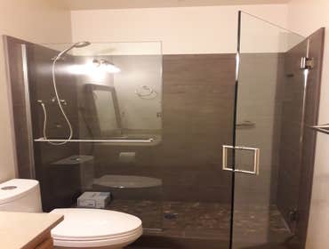 Heavy glass shower doors