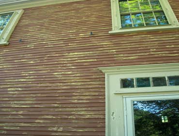 Painted one of the oldest houses in Kingston, MA. This project shows the extensive work that was done to this house from beginning to completion