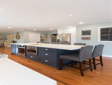 Transitional Family Kitchen in Plymouth Meeting, PA