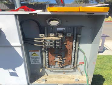 Service Panel
