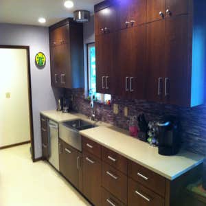 Prep area w/ farmhouse sink