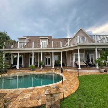 Sunshine Roof Services ​L​L​C​