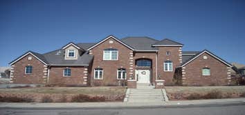 photos Hales Masonry LLC is southern Utah's choice for quality custom masonry.
Contact us for an estimate on your next project. We look forward to wo