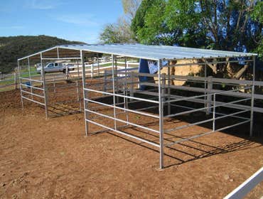 Custom Stalls