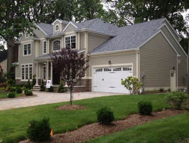 Project photos from Elayan Construction Services Llc The gallery displays photos from three custom
Homes built by ECS located in Oradell, Tenafly & Dem