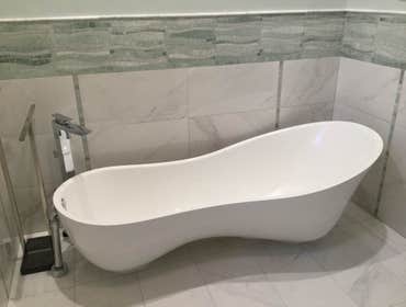 Lava Stone Bathtub