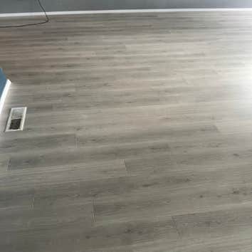 Yl Flooring LLC