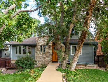 James Hardie Siding - Gray Slate w/Arctic White Trim + Pearl Gray Staggered Shingle Accents