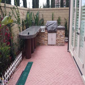 BBQ ISLAND WITH SITTING COUNTER