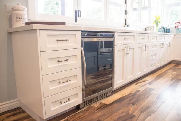 Cozy Tarzana Kitchen Full kitchen and living room remodel in the heart of Tarzana. Our client wanted an open and bright kitchen to enjoy family time. T