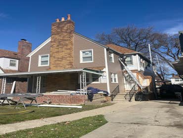 Detroit - Siding and Windows