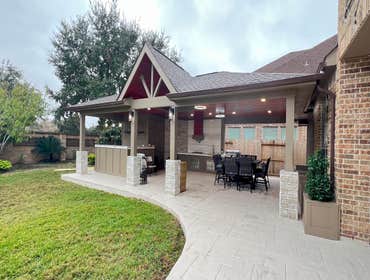Outdoor Kitchen & Covered Patio – New Construction by Bager, LLC Outdoor Kitchen & Covered Patio – New Construction
This project was designed and exec