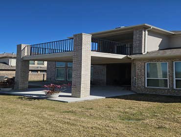 Patio cover & Porch extension Permit & HOA-Approved Patio Cover Extension in Richmond, Texas
This project involved the permitted and HOA-approved exte