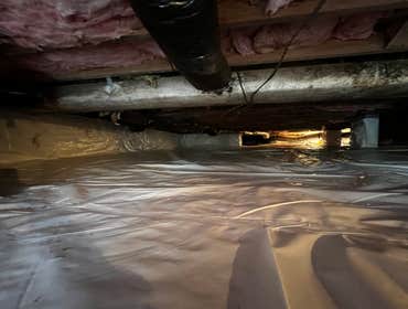 Crawlspace encapsulation w/Extraction (soft floor) 2100 sqft Crawlspace: We started by extracting all current insulation, treating mold areas and insta