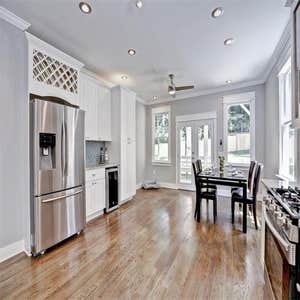 786 Shadowridge Dr Atlanta Ga