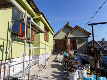 Photos by Pacific Proworks Inc. Exterior Painting