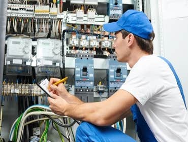 West Covina electrician