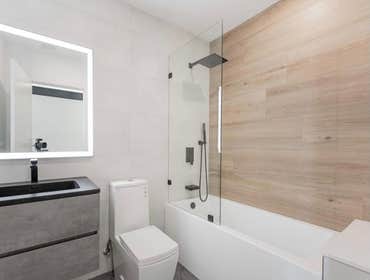 Beautiful home renovation - custom home with new kitchen & new bathrooms