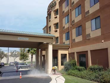 Sandblasting Courtyard Marriot