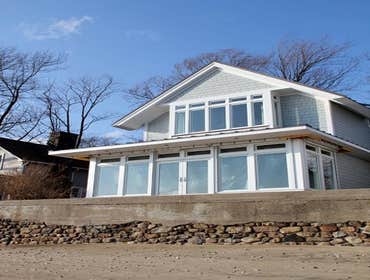 Fort Erie Lake House