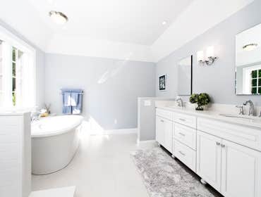Bathroom 1-2