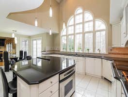 Kitchen Builds Kitchen