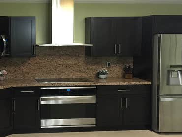 Kitchen cabinet