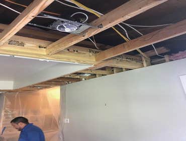 Averon Construction / Power Beams
