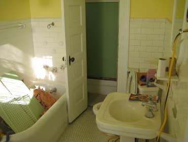 Nonfunctional bathroom