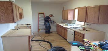 Kitchen/Cabinets