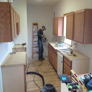 Kitchen/Cabinets