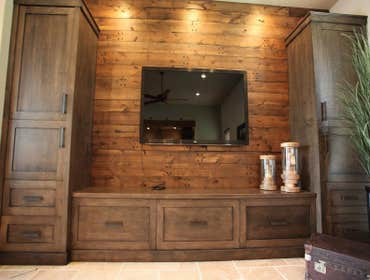 Malpe wall unit