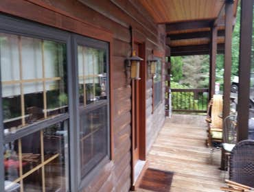 Decking/Logs/Fascia Refinishing & Patio Stone Leveling