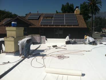 PVC Single Ply & Solar Install - Pasadena Reroof Projet IB SYSTEMS - PVC Single Ply 50 Mil - Pasadena Reroof