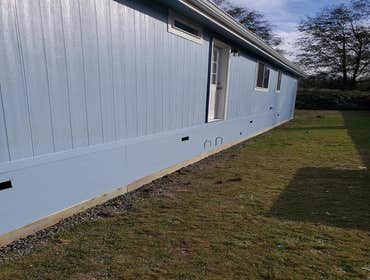 Completion of skirting