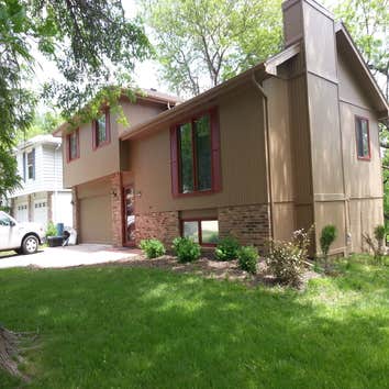 West Omaha exterior re-paint