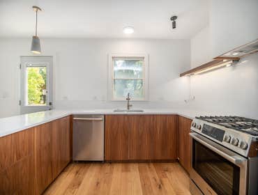 Glen Ellyn - Full Gut Rehab Full Remodel of a quaint suburban home. Providing modern finishes to create a sleek and new design!