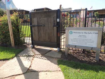 Commercial Aquatic/Amenity Centers and Entry Walls/Fountains