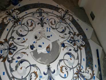 Marble medalion